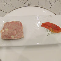 アミューズのパテと自家製ドライトマトはおいしかった！