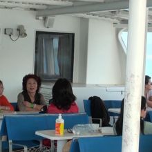 約１時間ほどの船旅