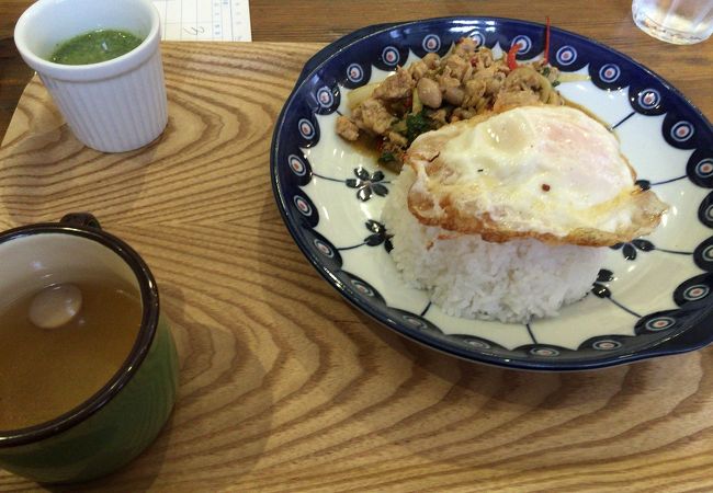 【グッデイ】カフェ的な可愛いタイ料理店