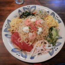 えびといかがのってて豪華！