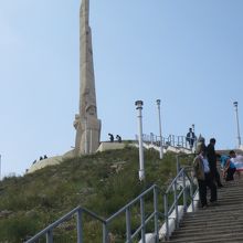 階段はあまり苦になりませんでしたが、風が強かったです。