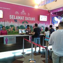 チケットカウンター