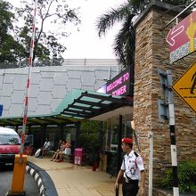 無料シャトルバス