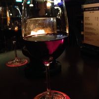 バーでまったりワインタイム　