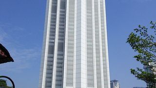 不思議な建物、その正体は…