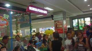 1階のスーパーおみやげがわかりやすくなってます