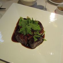 ランチ限定の酢豚　ボリュームもタップリ！