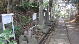 児玉神社石碑群のひとつ、その2