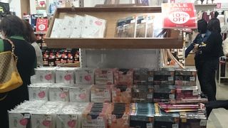 「福助」ではなく、「Fukuske」