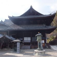 現在の本堂は家光により再建された　国宝