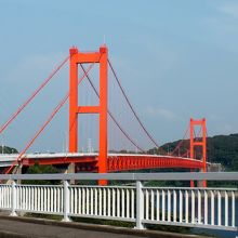 本土から平戸島に架かる平戸大橋