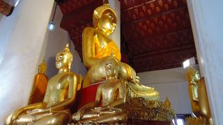 観光地にある礼拝堂