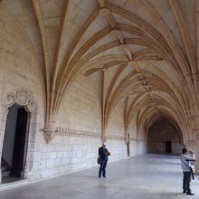 修道院らしくひっそりとした感じ