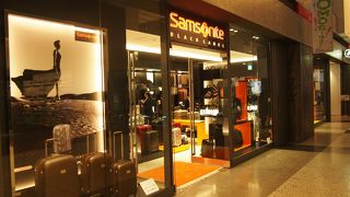 ビジネス、旅行用など各種バッグ