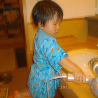 恐怖の二歳は何でも自分でやりたいのです。