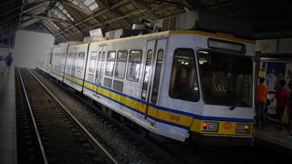 荷物検査がある。