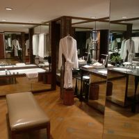 ちょっと奮発したのでやたら広いバスルーム