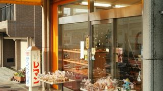 町のパン屋さん