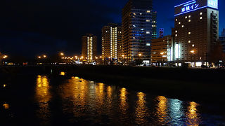 盛岡駅近くの河