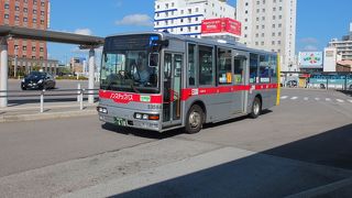 市バスを吸収合併し、市内路線を網羅。