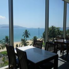 フードコートからのながめ