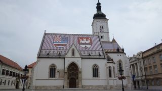 きれいな屋根に見とれる