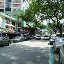 昼間のアロー通り