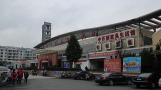 夜終わるのは早い