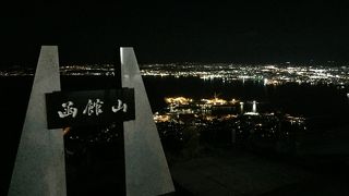 冬の方が空気が澄んでいてクリアに夜景を見ることが出来ます！