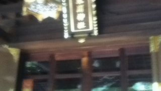 昔、祭日には相撲が行われていた神社