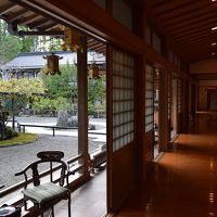 気候がよければ寛ぎたい、しかし自由に座っていいのだろうか