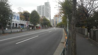 水道橋からお茶の水に向かう坂