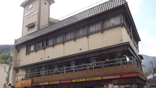 湯村温泉　(26)　荒湯（あらゆ）観光センターで卵を買う