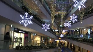 電飾が綺麗です。