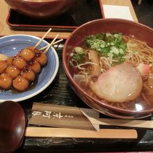 らーめんとお団子のセット