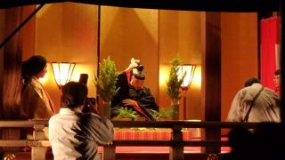 いのしし神社としても有名な御所の横にある神社