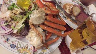 ビュフェでお腹いっぱい。