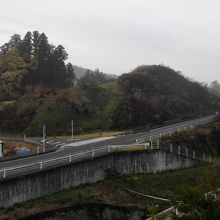 窓からの眺め　かなりの山奥です