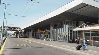 小さめだけどゲートが遠い