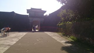 首里城城郭の入り口