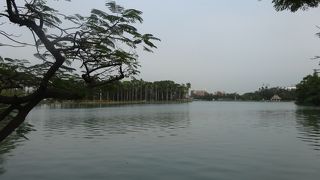 広大すぎてあまり見どころはない