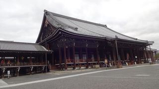 国宝がたくさんあるが拝観無料です。