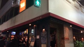 ちょっと寄り道してワインでも　お洒落でカジュアルなバー