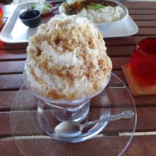 黒糖ミルク氷　６００円