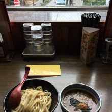 つけ麺（並）730円