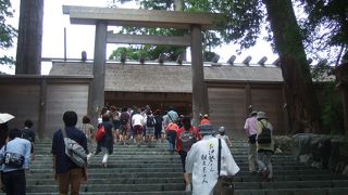 伊勢神宮内宮にて思ふ業平朝臣の恋