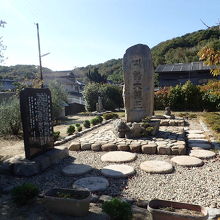 浦島太郎親子の墓