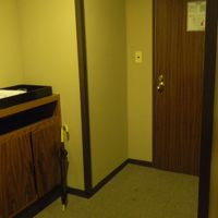 入り口も広い。鍵はオートロックではありません。