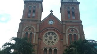 ホーチミンのシンボル