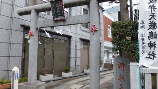 弁財天が祀られています